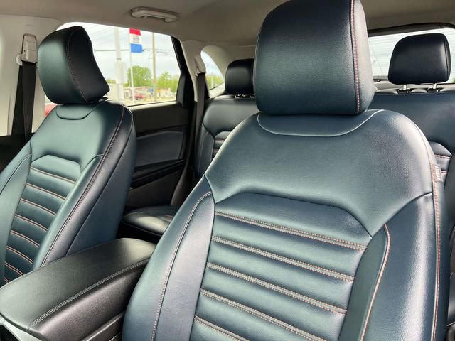 Certified 2022 Ford Edge SEL w/ Sport Appearance Package AWD/4WD image 25