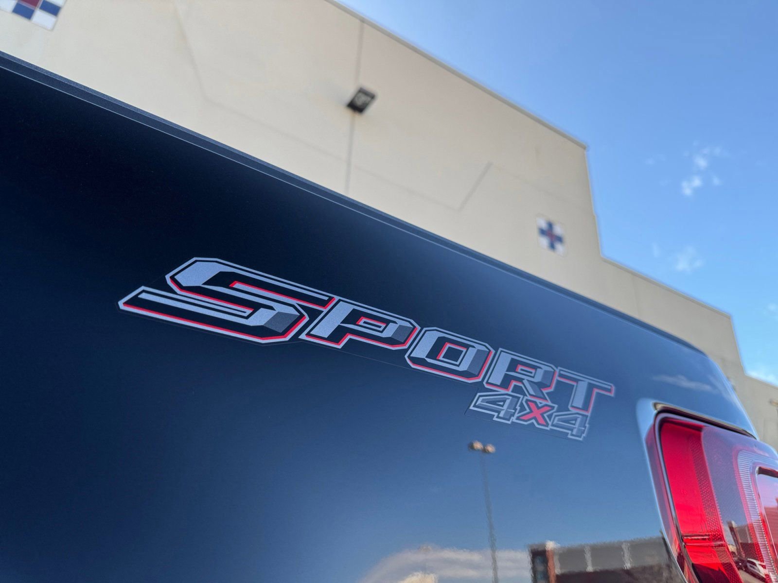 Certified 2022 Ford F150 XLT w/ Equipment Group 302A High image 31