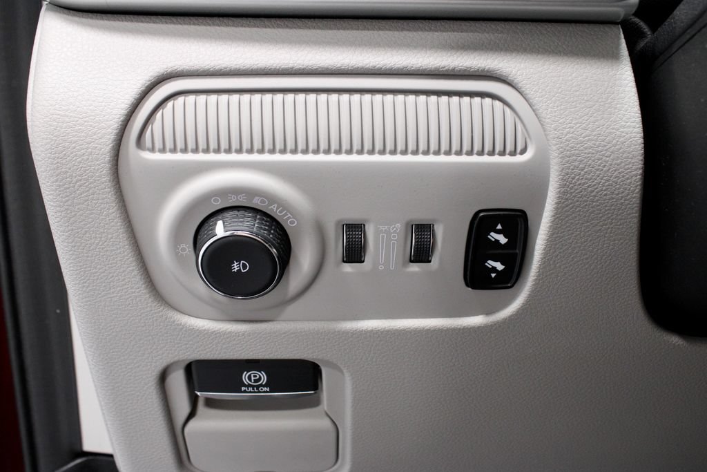 Used 2024 Jeep Wagoneer 4WD w/ Premium Group I image 29