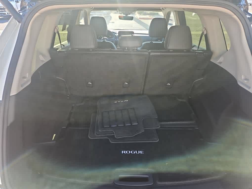 Used 2023 Nissan Rogue SL w/ SL Premium Package AWD/4WD image 9