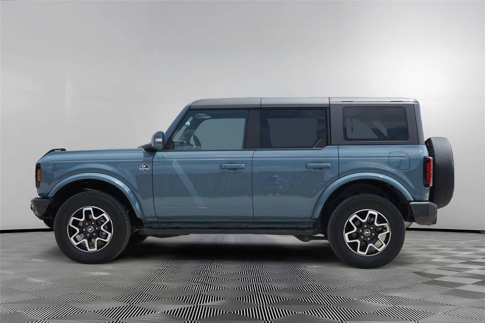 Certified 2022 Ford Bronco Outer Banks AWD/4WD image 7