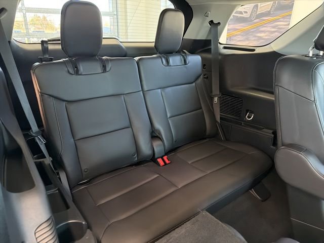 Certified 2023 Ford Explorer XLT w/ Equipment Group 202A image 9