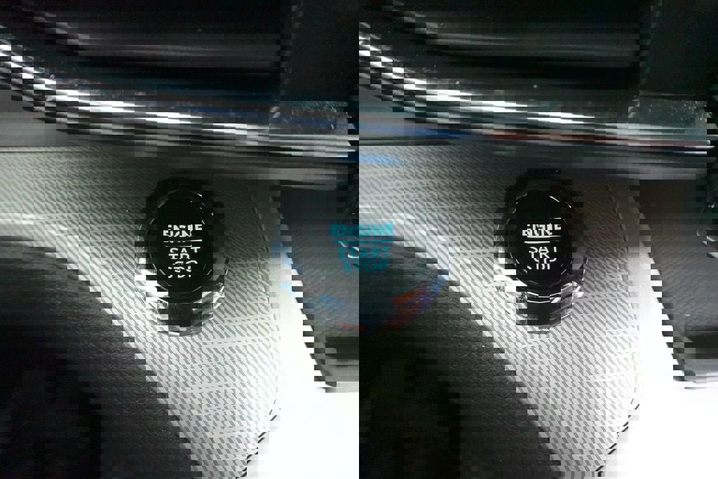 Certified 2024 Ford Explorer XLT w/ Equipment Group 202A AWD/4WD image 20