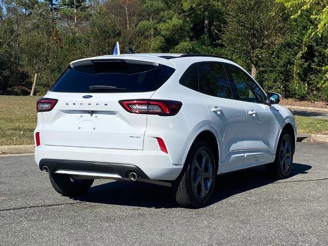 Certified 2023 Ford Escape ST-Line Select w/ Tech Pack #2 image 4