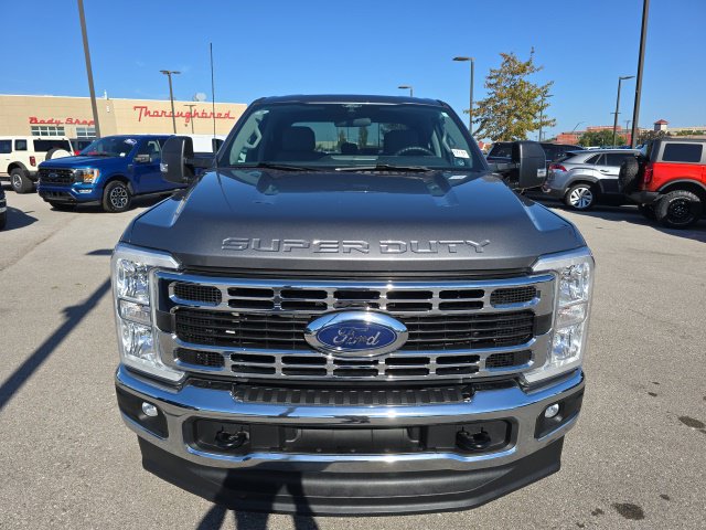 Certified 2025 Ford F250 XLT AWD/4WD image 8