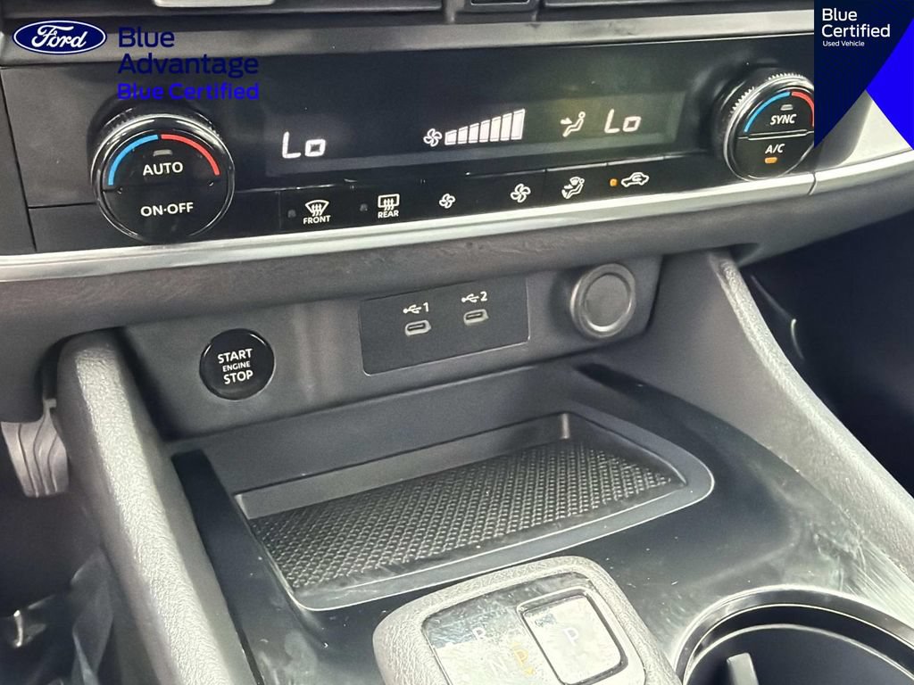 Used 2024 Nissan Rogue SV FWD image 25