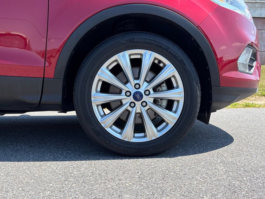 Certified 2017 Ford Escape Titanium AWD/4WD image 16