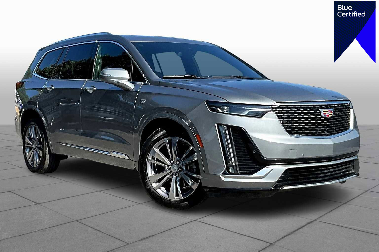 Used 2024 Cadillac XT6 Premium Luxury image 1