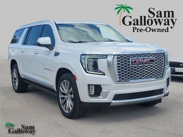 Used 2021 GMC Yukon XL Denali w/ Denali Premium Package