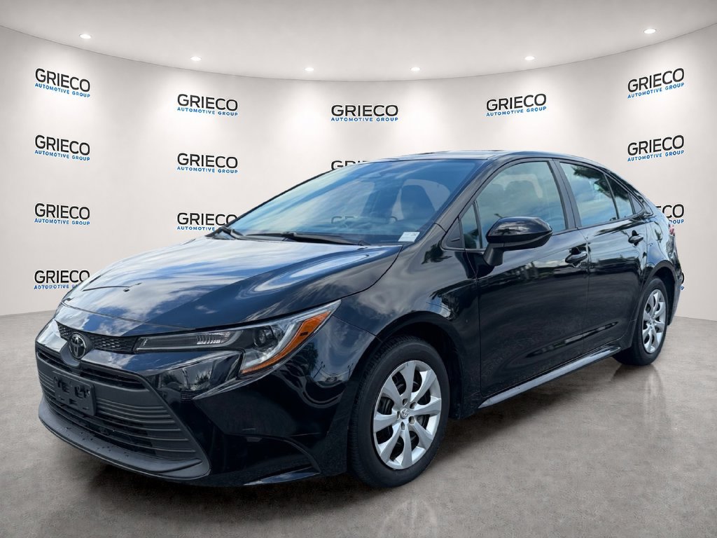 Used 2024 Toyota Corolla LE FWD image 3