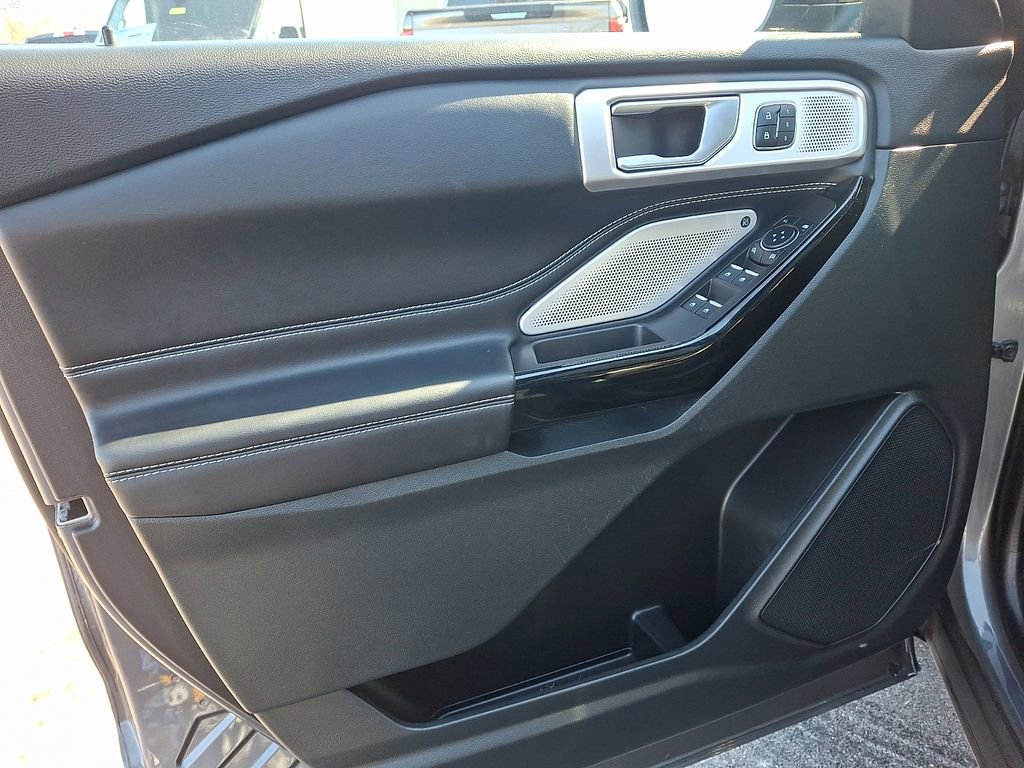 Certified 2024 Ford Explorer ST w/ Equipment Group 401A image 13
