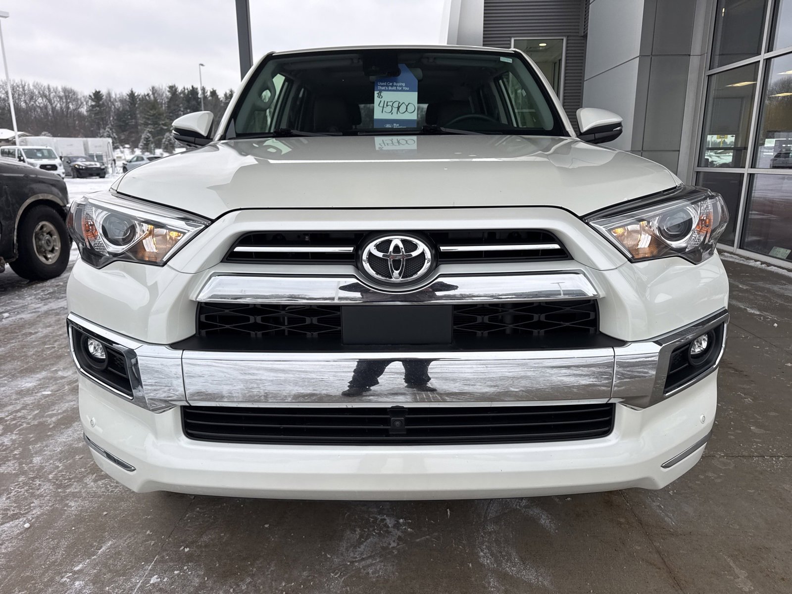 Used 2023 Toyota 4Runner Limited image 10