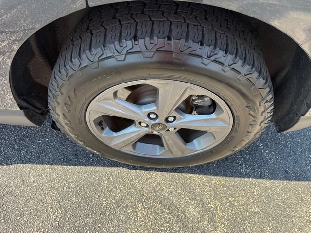 Certified 2024 Ford Edge SEL w/ Sport Appearance Package AWD/4WD image 20