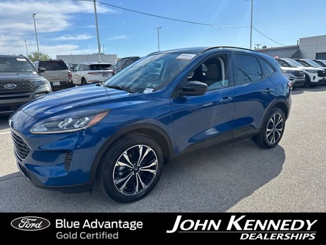 Certified 2022 Ford Escape SE w/ SE Sport Appearance Package AWD/4WD image 2