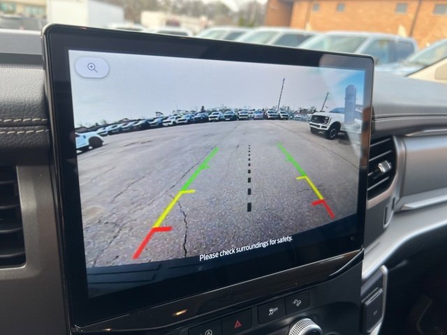 Certified 2024 Ford Expedition XLT image 14