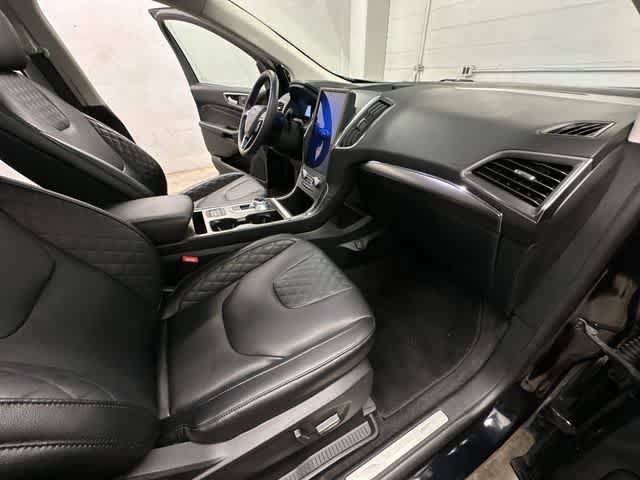 Certified 2024 Ford Edge Titanium w/ Equipment Group 301A AWD/4WD image 23