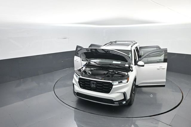 Used 2024 Honda Pilot Elite image 41