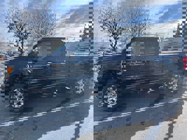 Certified 2017 Ford F250 Platinum w/ Platinum Ultimate Package image 4