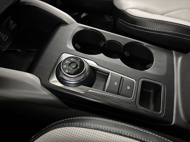 Certified 2025 Ford Escape PHEV w/ PHEV Premium Package image 20