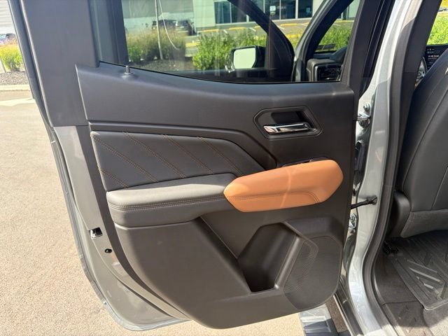 Used 2025 GMC Canyon AT4 AWD/4WD image 22