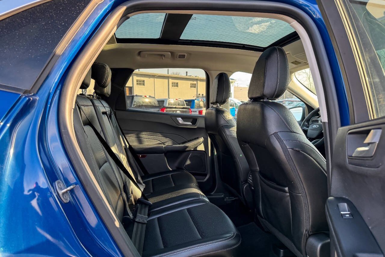 Certified 2022 Ford Escape SEL AWD/4WD image 14
