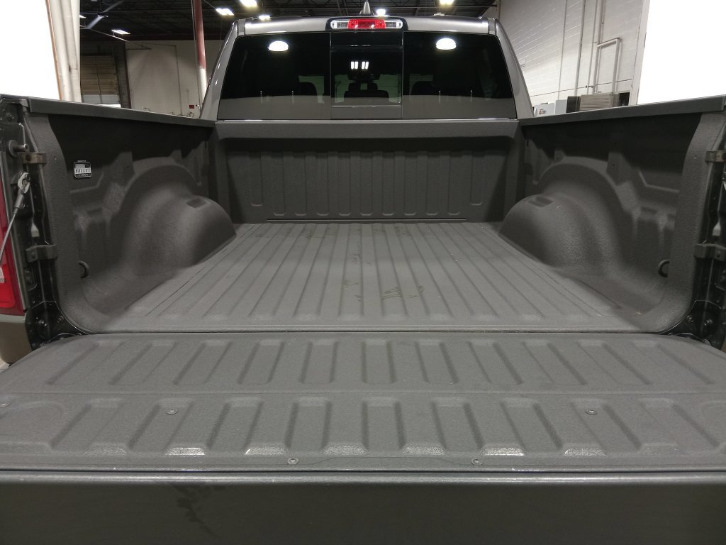 Used 2020 RAM 1500 Laramie w/ Sport Appearance Package AWD/4WD image 7