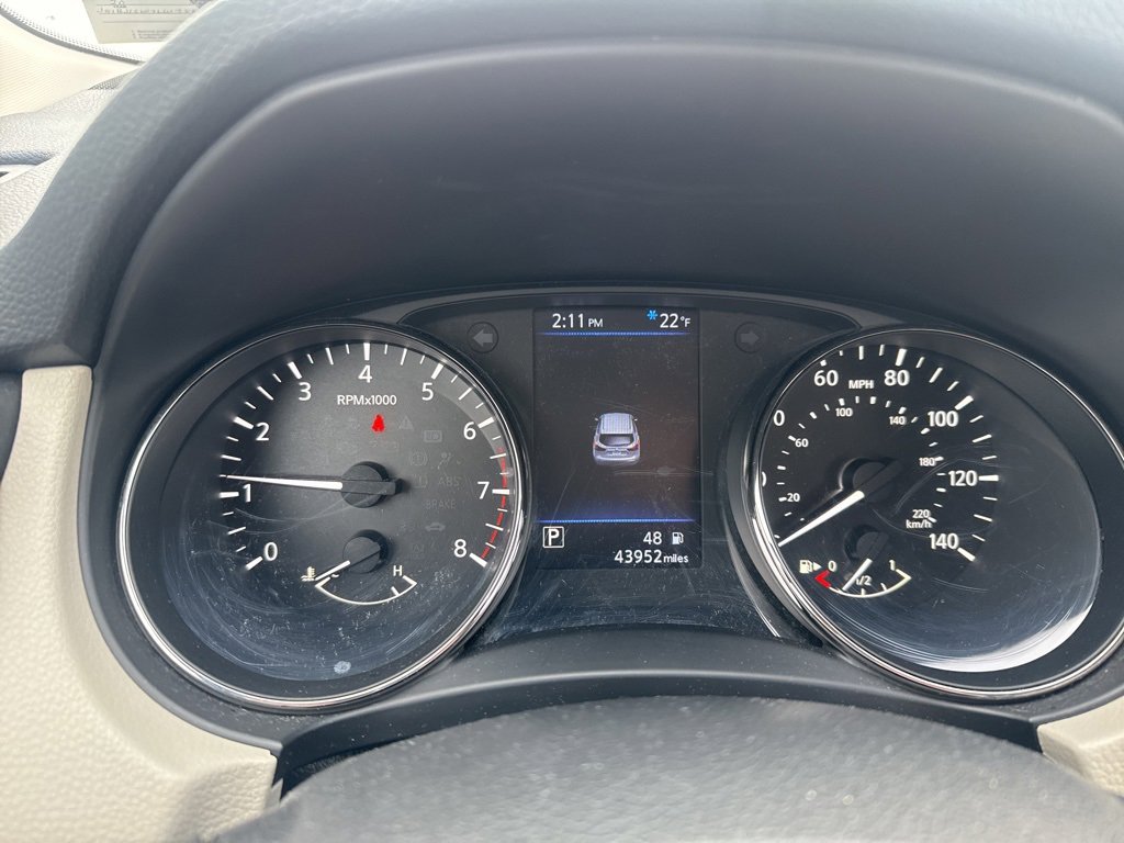 Used 2020 Nissan Rogue Sport SV w/ Technology Package image 15