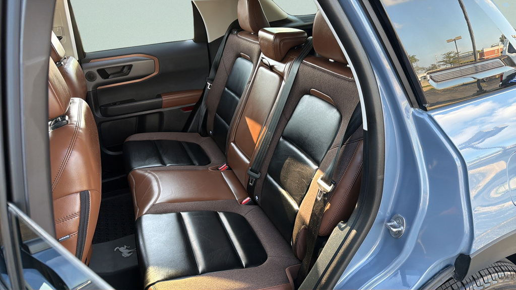 Certified 2025 Ford Bronco Sport Outer Banks w/ Outer Banks Tech Package+ AWD/4WD image 9
