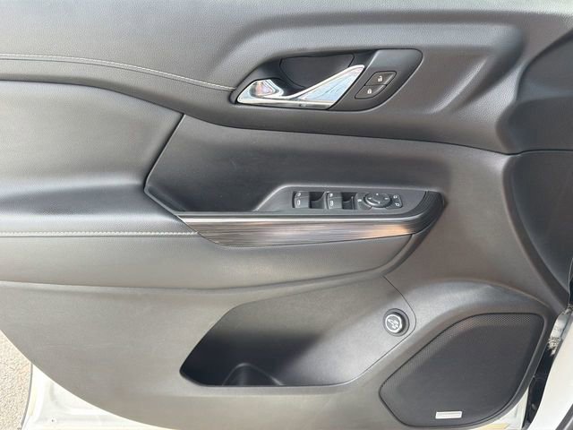 Used 2021 GMC Acadia SLT image 22