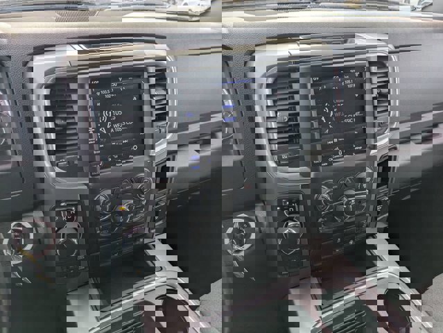 Used 2021 RAM 1500 Classic Warlock w/ Luxury Group image 19