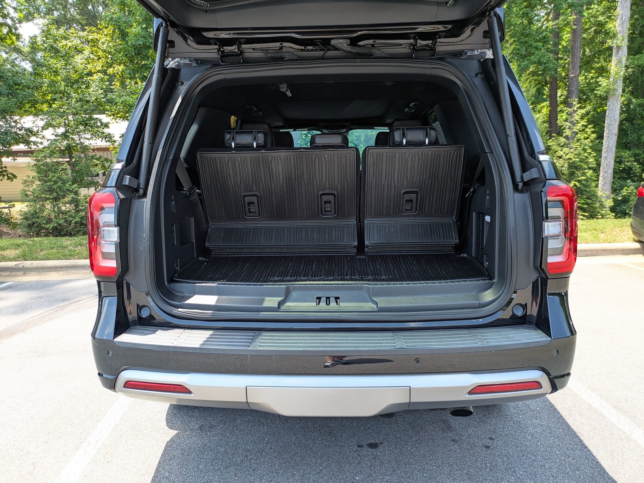 Certified 2023 Ford Expedition Platinum AWD/4WD image 33