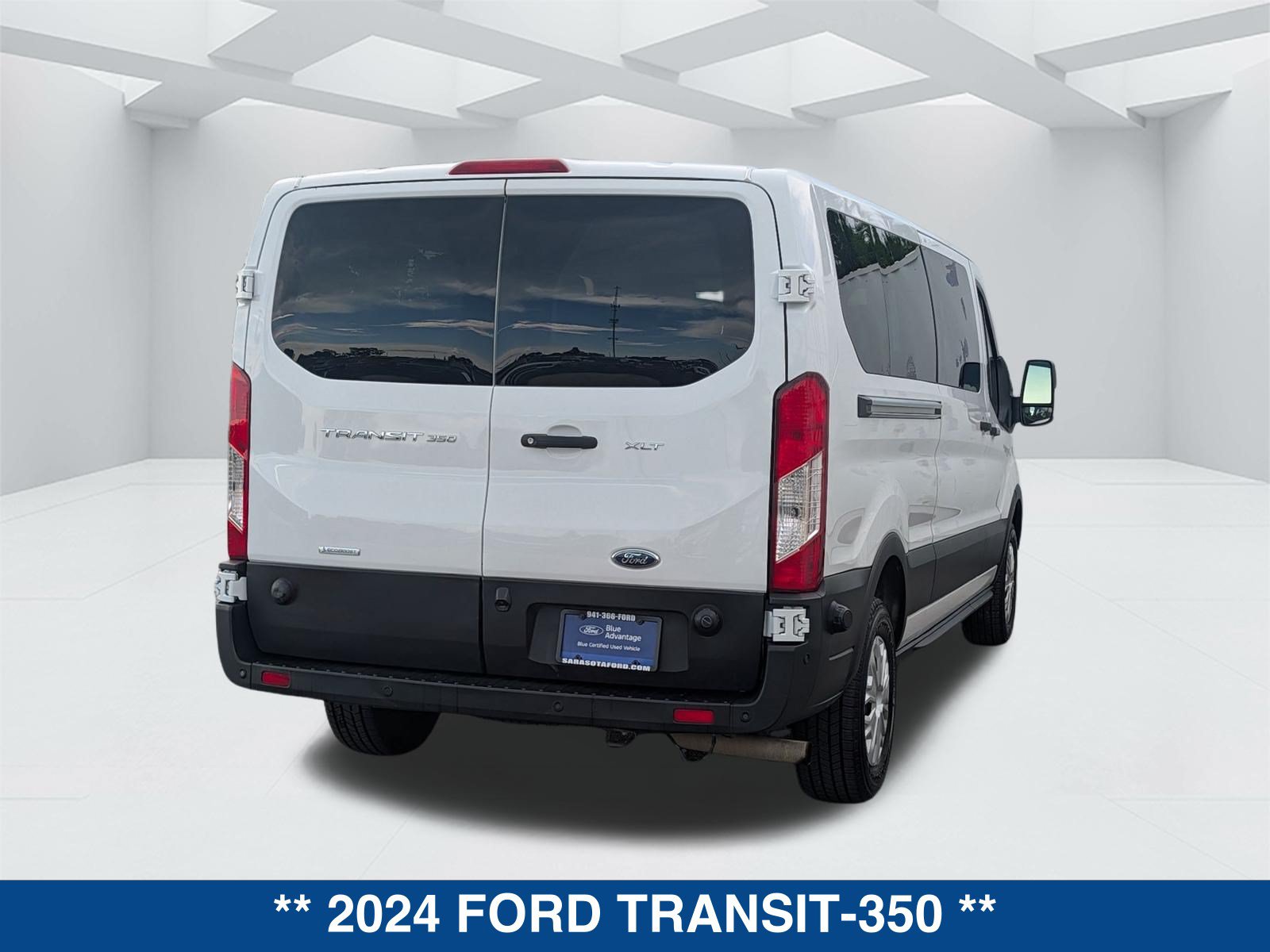 Certified 2024 Ford Transit 350 XLT RWD image 5