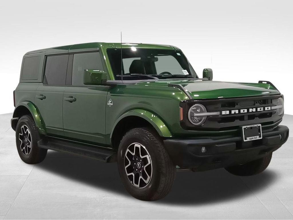 Certified 2025 Ford Bronco Outer Banks image 2