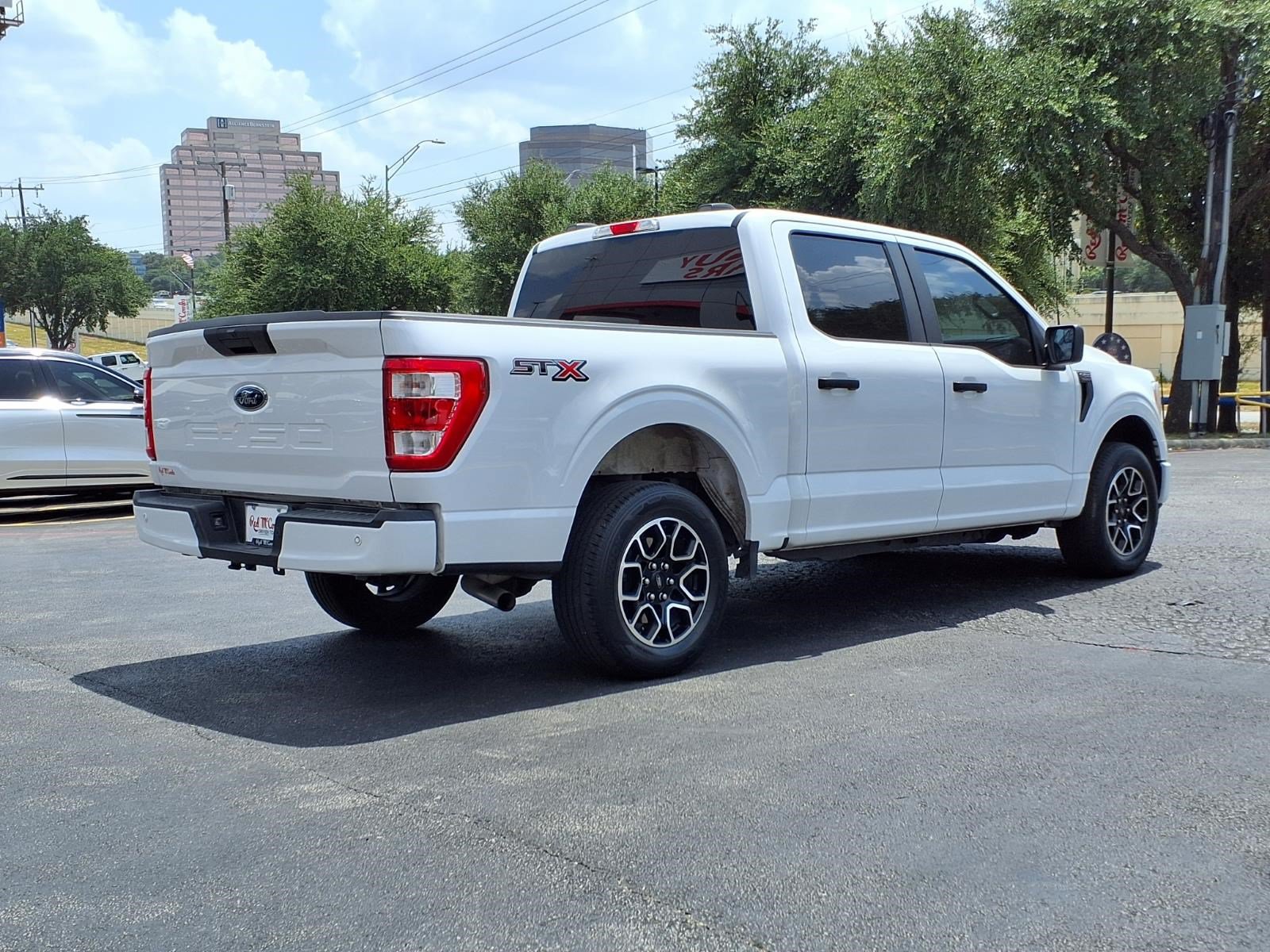 Certified 2022 Ford F150 XL w/ STX Appearance Package RWD image 6