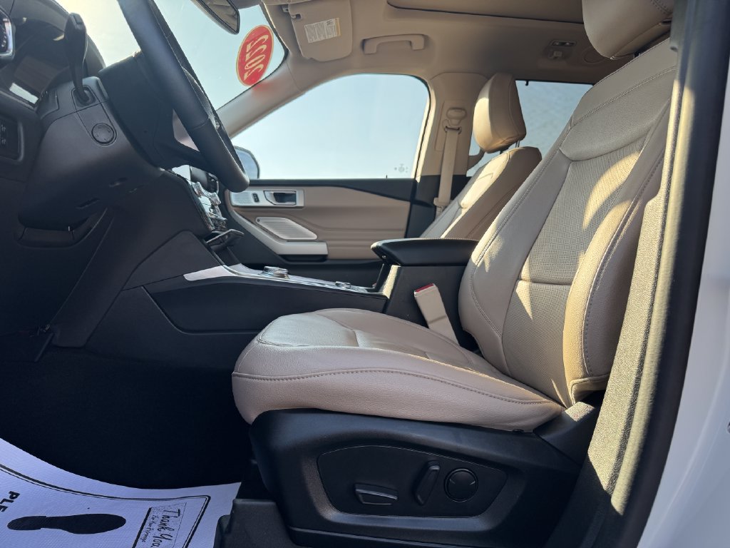 Certified 2023 Ford Explorer Limited w/ Limited Technology Package AWD/4WD image 21