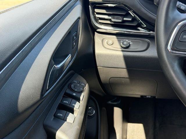Used 2025 Buick Envista Sport Touring w/ Convenience I Package FWD image 17