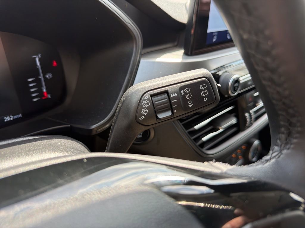 Certified 2023 Ford Escape Active AWD/4WD image 29