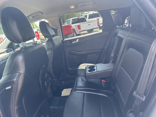Certified 2022 Ford Escape SEL w/ Technology Package image 13