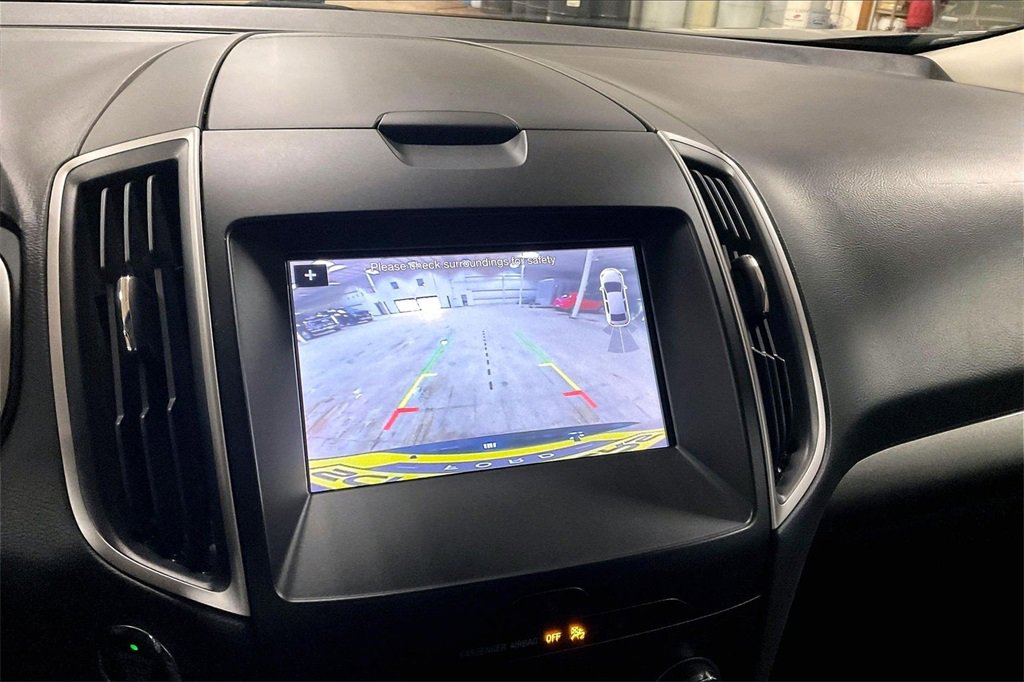 Certified 2019 Ford Edge SEL w/ Equipment Group 201A image 20