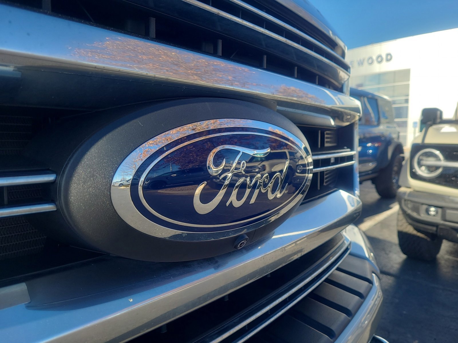 Certified 2022 Ford F350 Platinum image 23