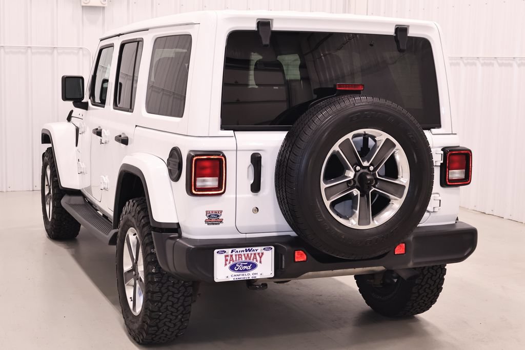 Used 2019 Jeep Wrangler Unlimited Sahara w/ Uconnect 4C Nav & Sound Group AWD/4WD image 8