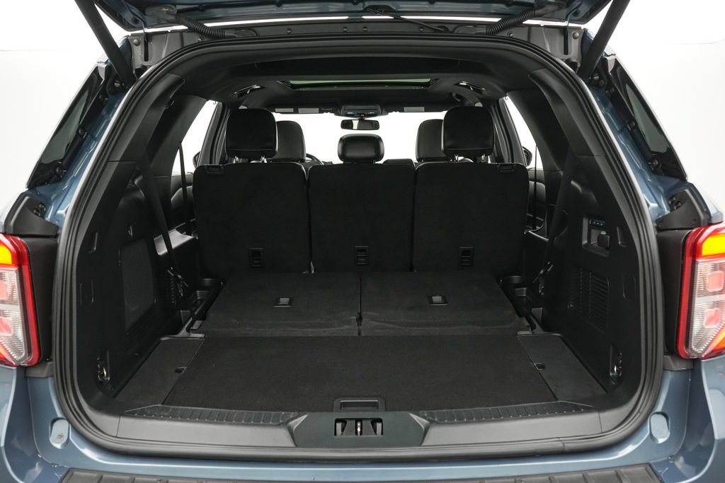 Certified 2021 Ford Explorer ST w/ ST Street Pack AWD/4WD image 25