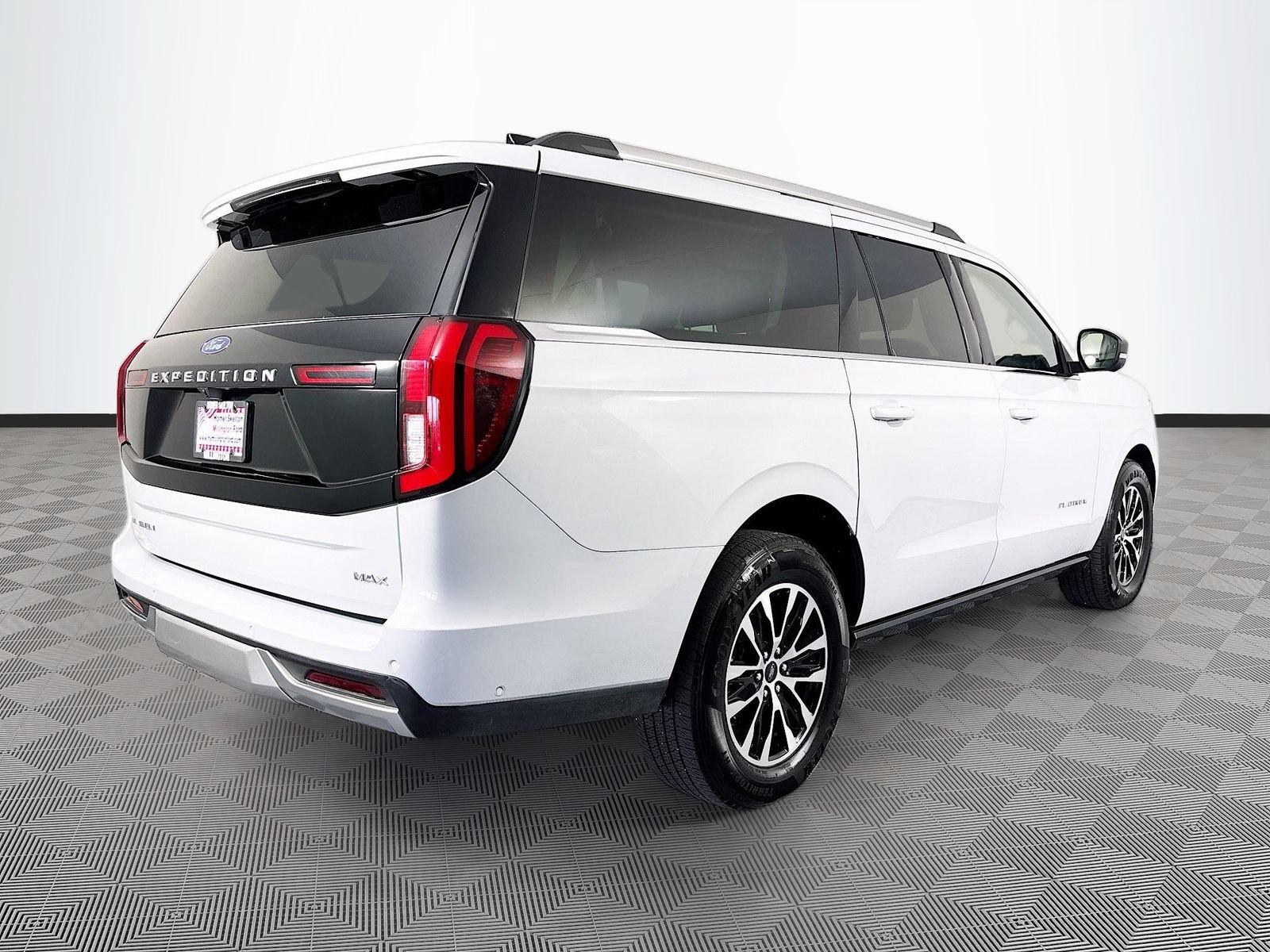 Certified 2025 Ford Expedition Max Platinum AWD/4WD image 7