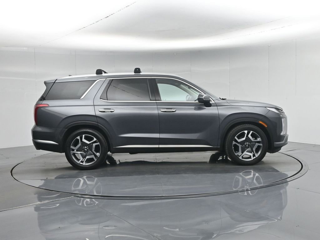 Used 2023 Hyundai Palisade Limited w/ Cargo Package AWD/4WD image 7