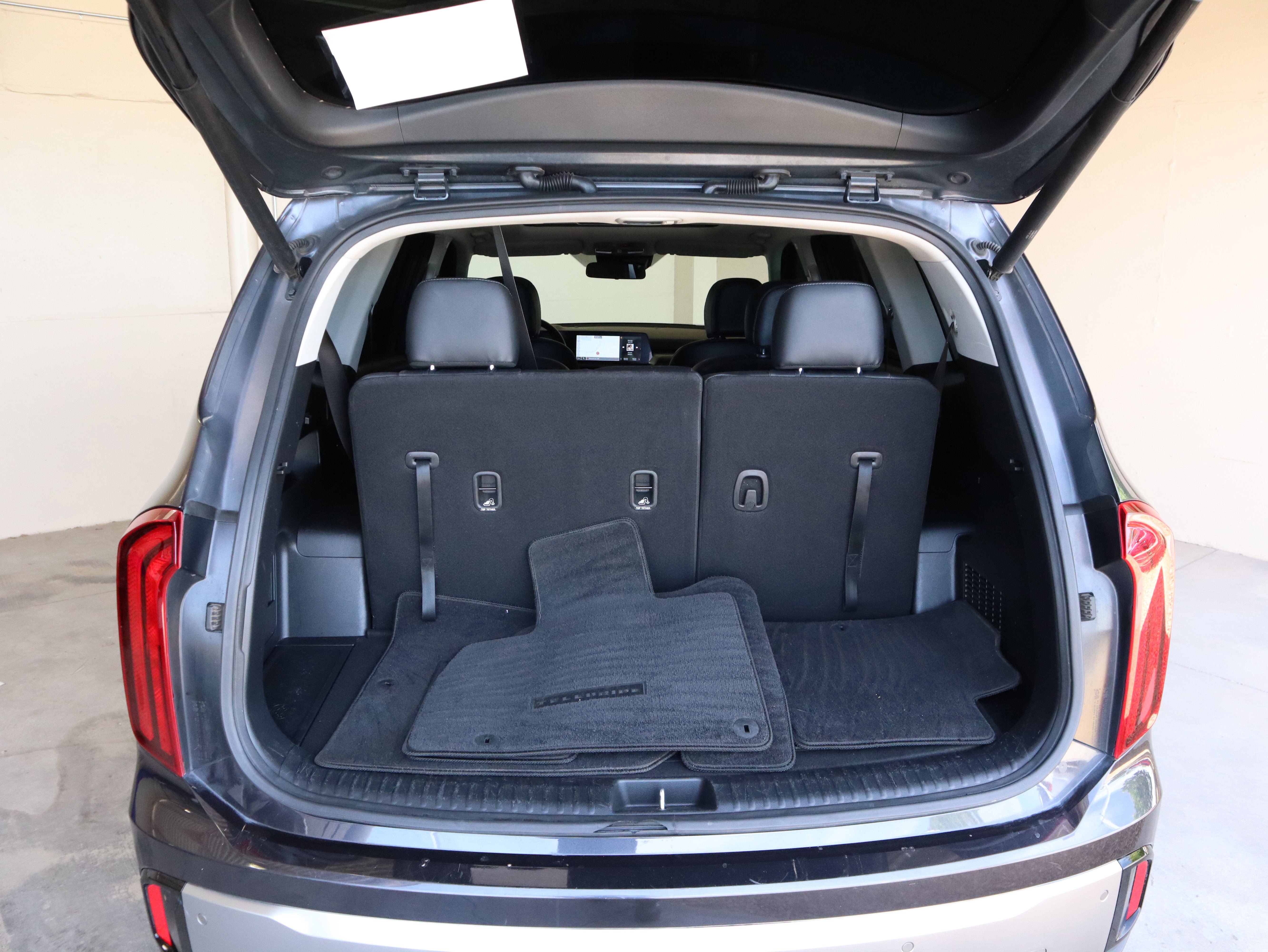 Used 2025 Kia Telluride S AWD/4WD image 50