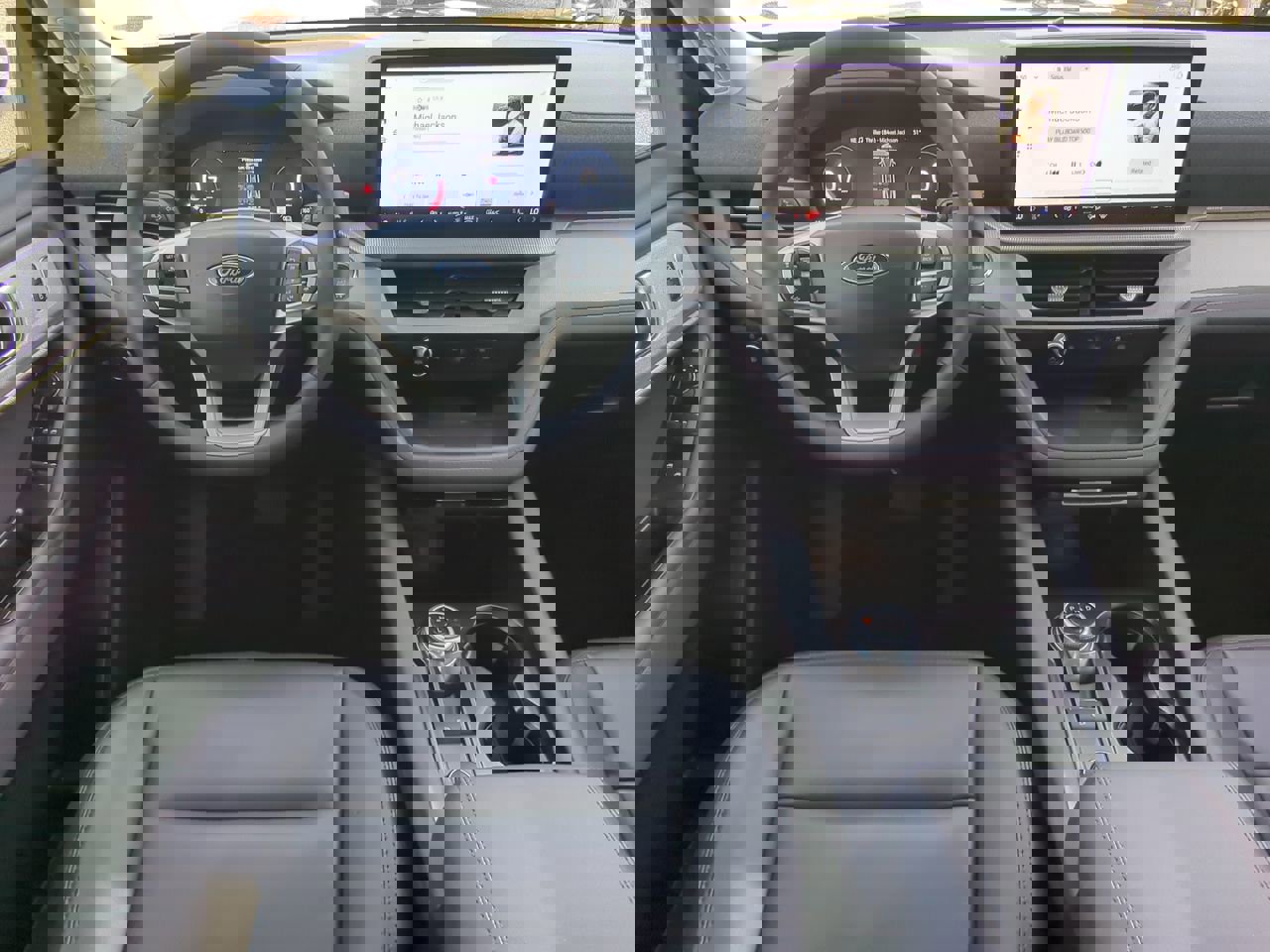 Certified 2025 Ford Explorer Active w/ Active Comfort Package image 14