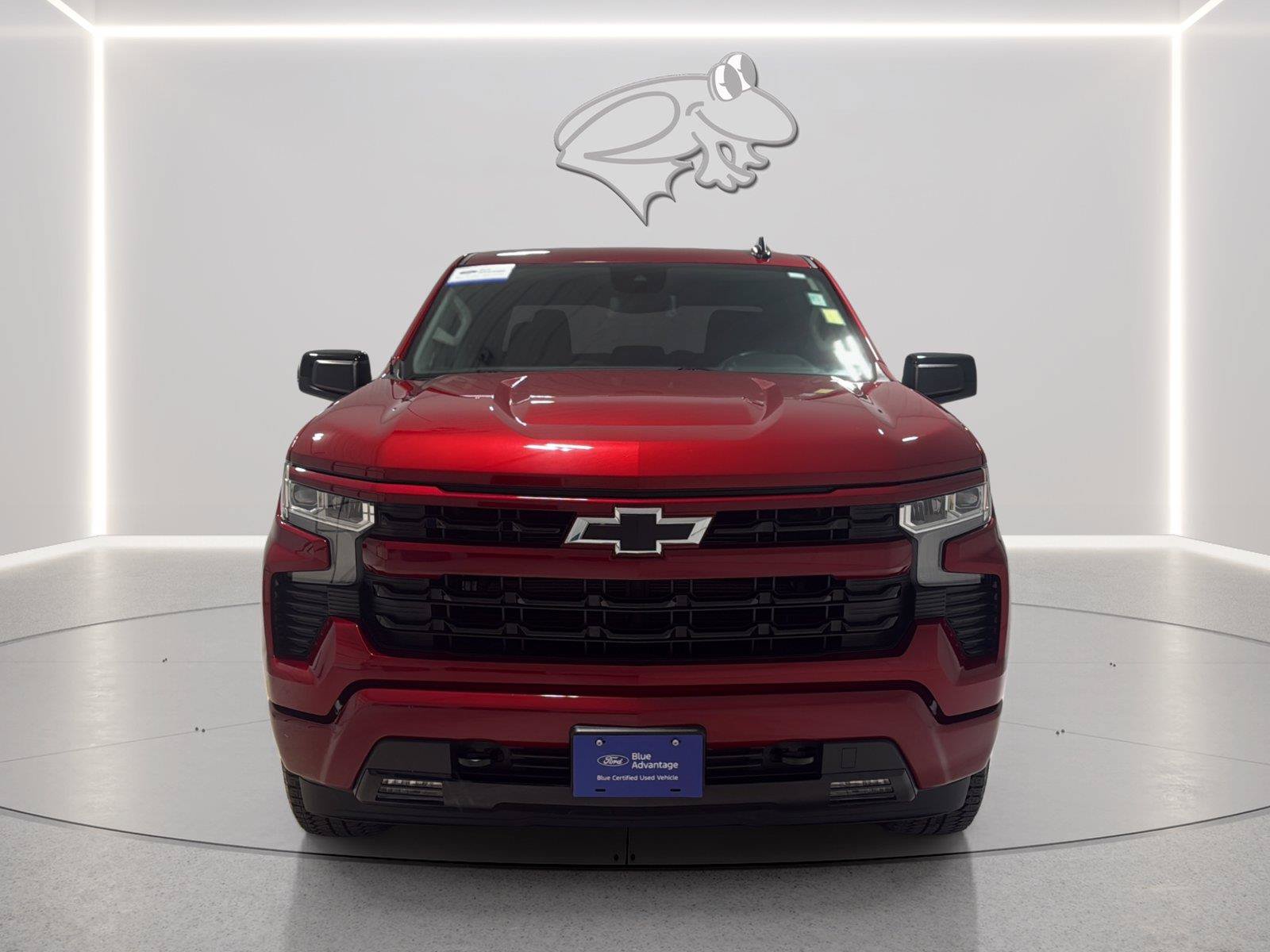 Used 2025 Chevrolet Silverado 1500 RST w/ Convenience Package II AWD/4WD image 2