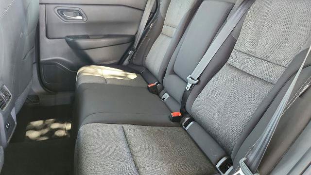 Used 2024 Nissan Rogue SV AWD/4WD image 28