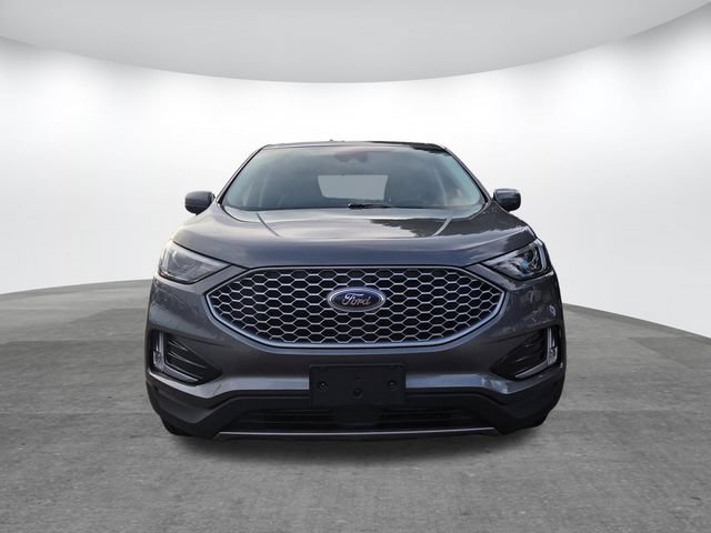 Certified 2024 Ford Edge SEL w/ Convenience Package AWD/4WD image 2