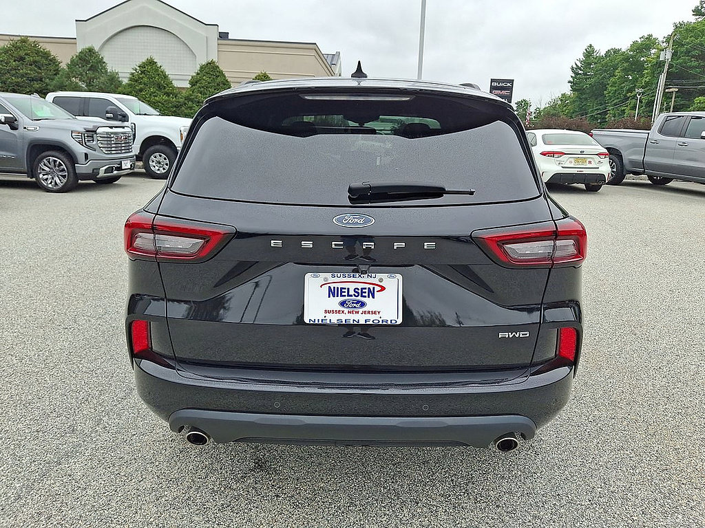 Certified 2024 Ford Escape ST-Line w/ Tech Pack #1 AWD/4WD image 23